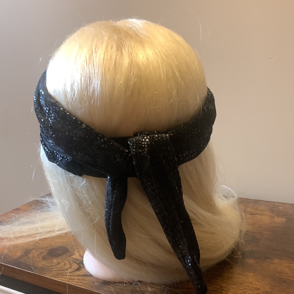 Head band - Picture 2 of 2